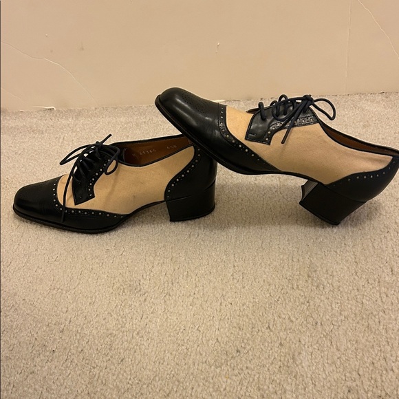 Ralph Lauren Black and Cream Women's Shoes - Picture 4 of 10
